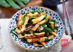 Illustration of how to make stir-fried tofu with leeks 14