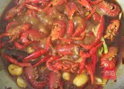 Illustration of how to make spicy crayfish 9