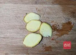 Illustration of how to make white wine salmon bones 4