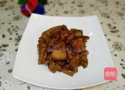 Illustration of how to make braised pork with dried bamboo shoots 11