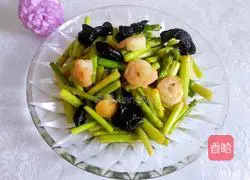 Illustration of how to stir-fry asparagus and shrimp 6