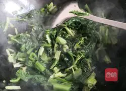 Illustration of how to make fried wheat and eggs 5