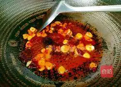 Illustration of how to stew fish head with lettuce 10