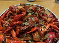 Illustration of how to make spicy crayfish 4