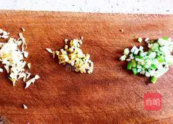 Illustration of how to make fish-flavored shredded pork 6