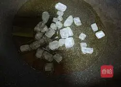 Wide Pink Braised Pork Recipe Illustration 6