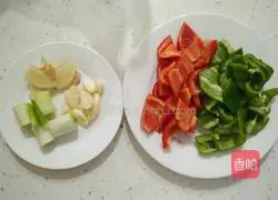 Three cups of chicken Illustration of how to do it 1