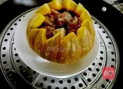 Illustration of how to make pumpkin steamed pork ribs 5