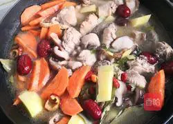 Illustration of how to make stewed chicken with potatoes, mushrooms and carrots 12