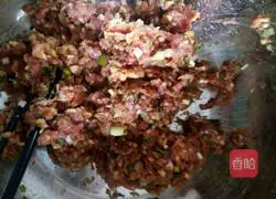 Illustration of how to wrap glutinous rice balls 5