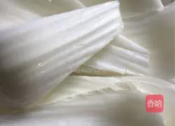 Illustration of how to make flowers bloom and prosper 4