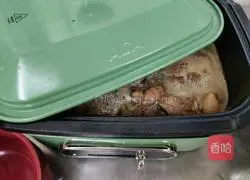 Illustration of how to make beer duck 7