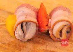 Illustration of how to make bacon-wrapped New Zealand mussel skewers 4