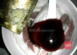 Illustration of how to make barbecued pork 3