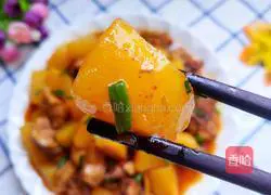 Illustration of how to make potato-roasted chicken nuggets 2