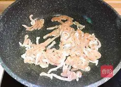 Illustration of how to make ginger pork shreds 7