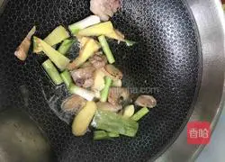 Authentic Qingyuan flavor: braised Illustration of how to make black-maned goose 2