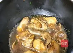 Illustration of how to make chicken stewed with dried potatoes 7
