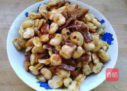 Illustration of how to make fried soybeans with meat 5