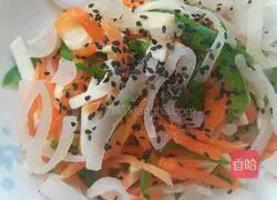 Illustration of how to make spring rolls 6