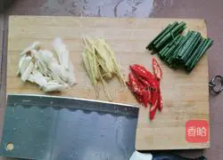 Illustration of how to make cold shredded chicken 2