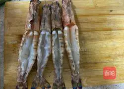 Illustration of how to make garlic vermicelli with open-back bamboo shrimp 2