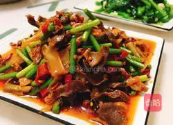 Illustration of how to make duck gizzards with pickled pepper 11