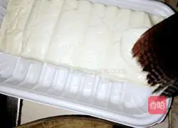 Illustration of how to make lucky fish fall in love with soft tofu 3