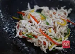 Illustration of how to make fried shredded chicken 15