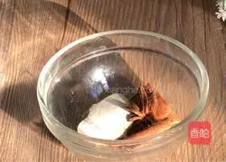 Illustration of how to make roasted chicken with mushrooms and potatoes 7