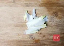 Illustration of how to make white wine salmon bones 3