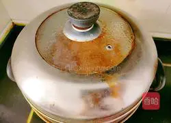 Illustration of Homemade Steamed Pork with Rice Vermicelli 9