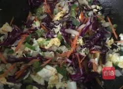 Illustration of how to make five-color fried rice 5