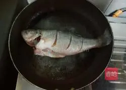 Illustration of how to make sweet and sour seabass 5