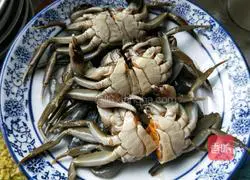 Baby shrimp Illustration of steaming June yellow rice 4