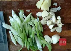 Illustration of braised shrimp in oil 1