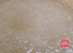 Illustration of how to make garlic shrimps 9