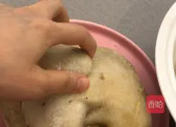 Illustration of how to make steamed chicken with medicinal diet 7