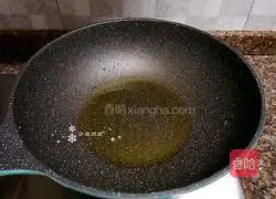 Illustration of how to make spinach, fungus and scrambled eggs 9