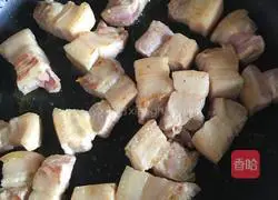 Illustration of how to make braised pork with potatoes 6