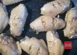 Illustration of how to make Coke chicken wings 9