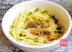 Illustration of how to make steamed potato shredded burritos 5