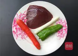 Illustration of how to make sweet and sour pork liver 1