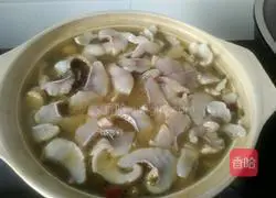 Illustration of how to make pickled fish 6