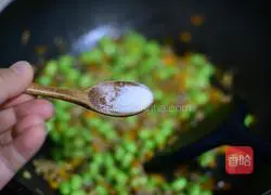 Illustration of how to make fried edamame with minced meat 8