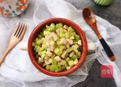 Illustration of how to make diced celery meat 11