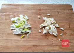 Illustration of braised chicken nuggets 3