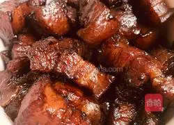 Illustration of liposuction braised pork 14