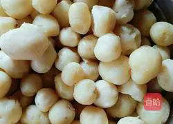 Illustration of homemade salt and pepper potatoes 1