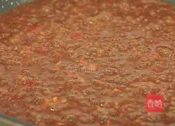 Illustration of how to make Shacha Shan beef balls 7